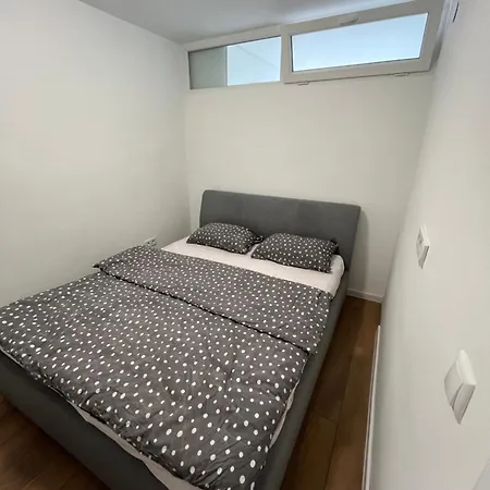 The Ordinary Apartman *